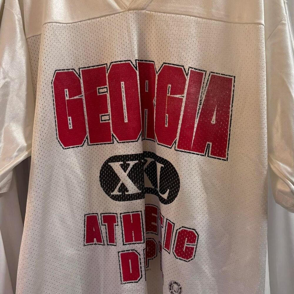 UGA University Of Georgia Athletic White Red Black XLarge Unisex Vintage Jersey